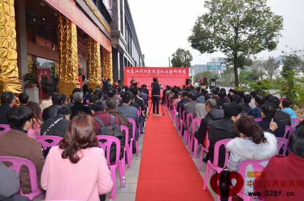 大美汕頭詩書·恒藝紅木藝術(shù)聯(lián)展圓滿舉行